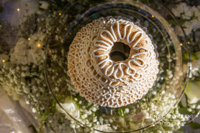 SenecaCreekPhotography.com by Allison Pluda - Kirigin and Nick's Dreamy Backyard Portland, Oregon Wedding
