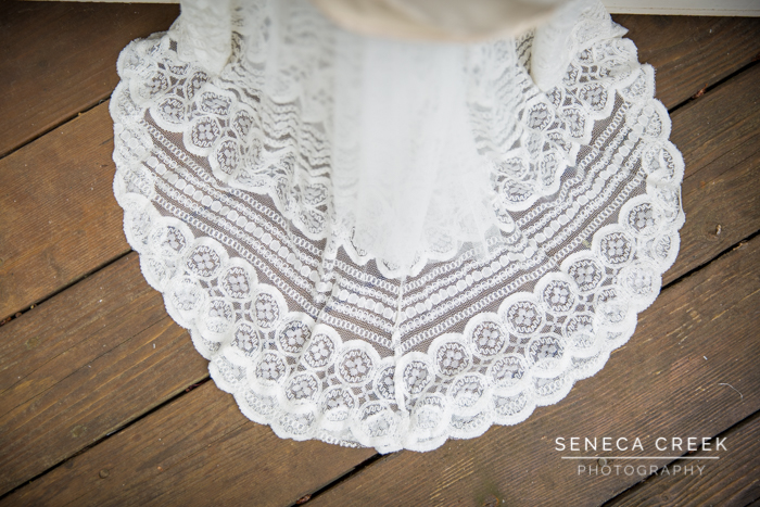 SenecaCreekPhotography.com by Allison Pluda - Kirigin and Nick's Dreamy Backyard Portland, Oregon Wedding